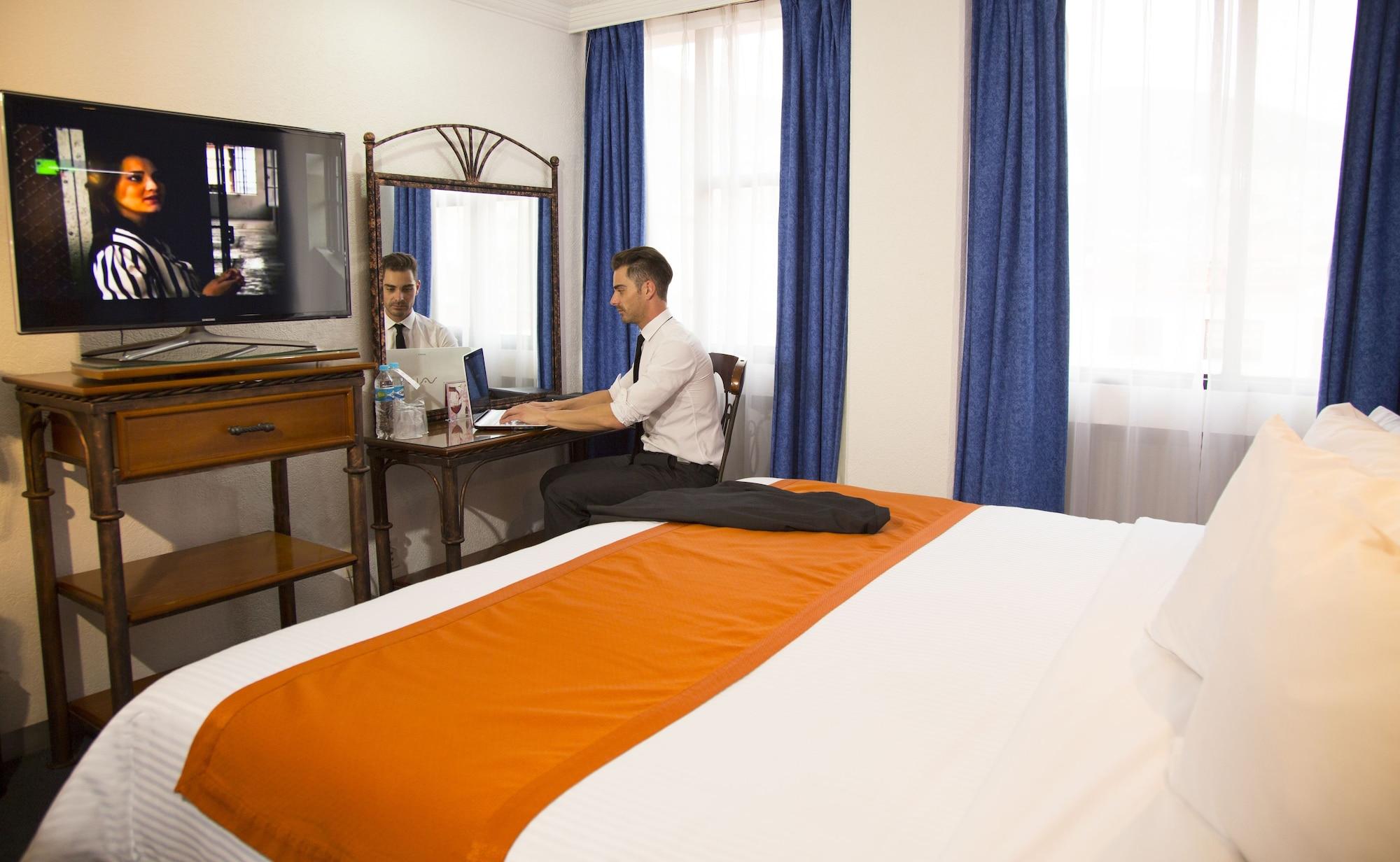 Hotel Ciros Pachuca Экстерьер фото