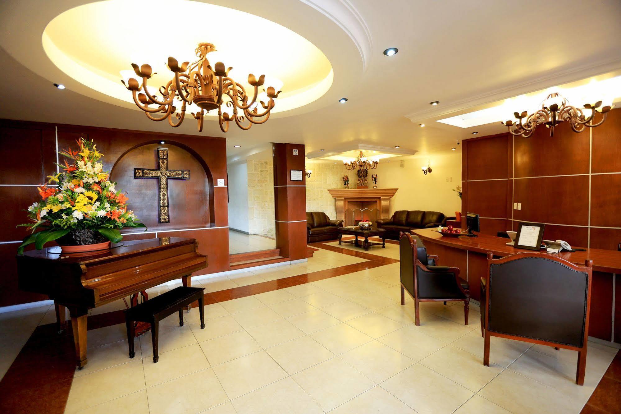 Hotel Ciros Pachuca Экстерьер фото